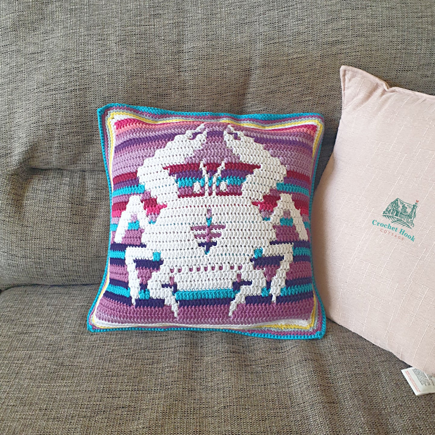 Crochet Pattern - Cancer Cushion Cover - mosaic crochet pattern
