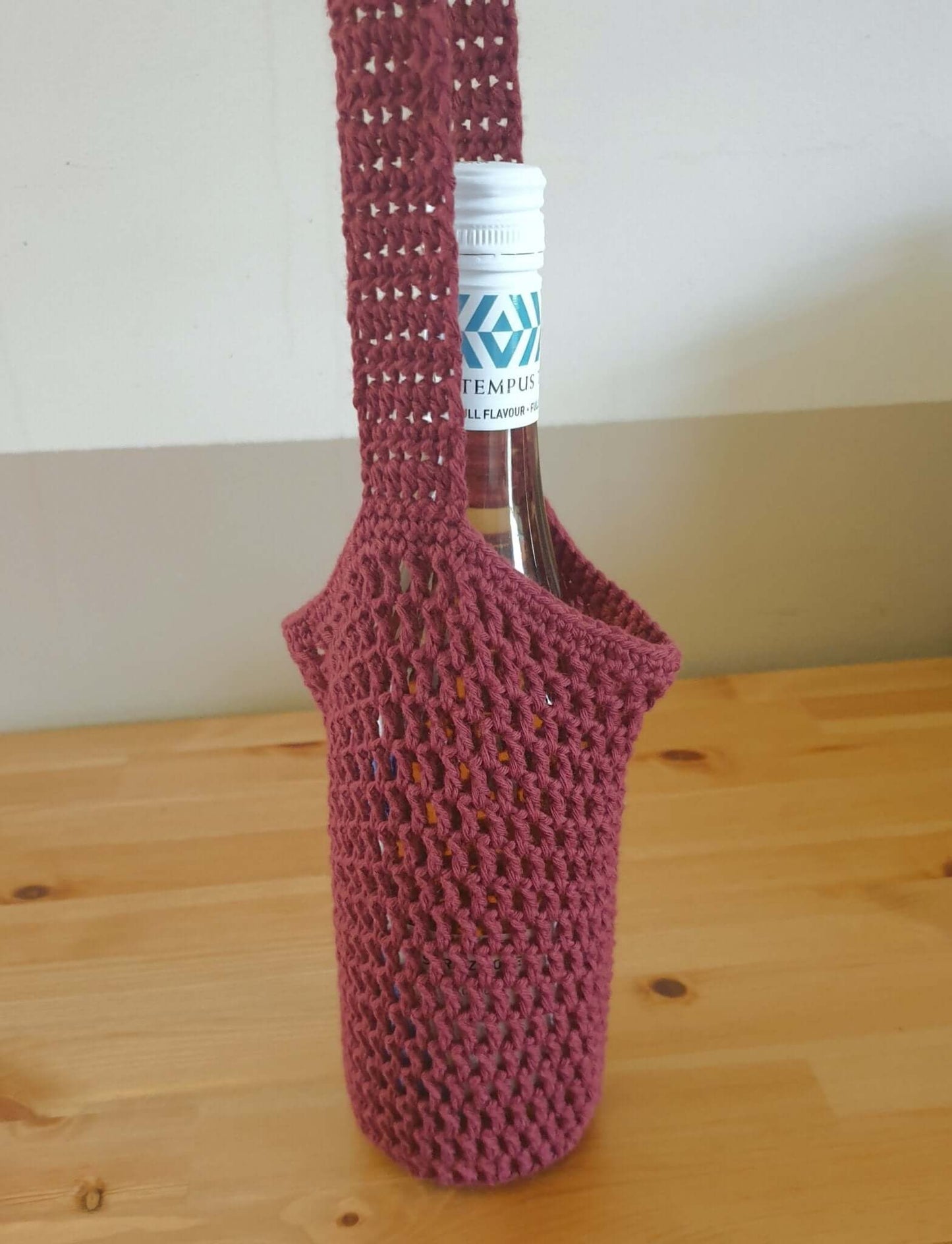 Bottle Holder with Crossbody Strap - www.crochethookcottage.com
