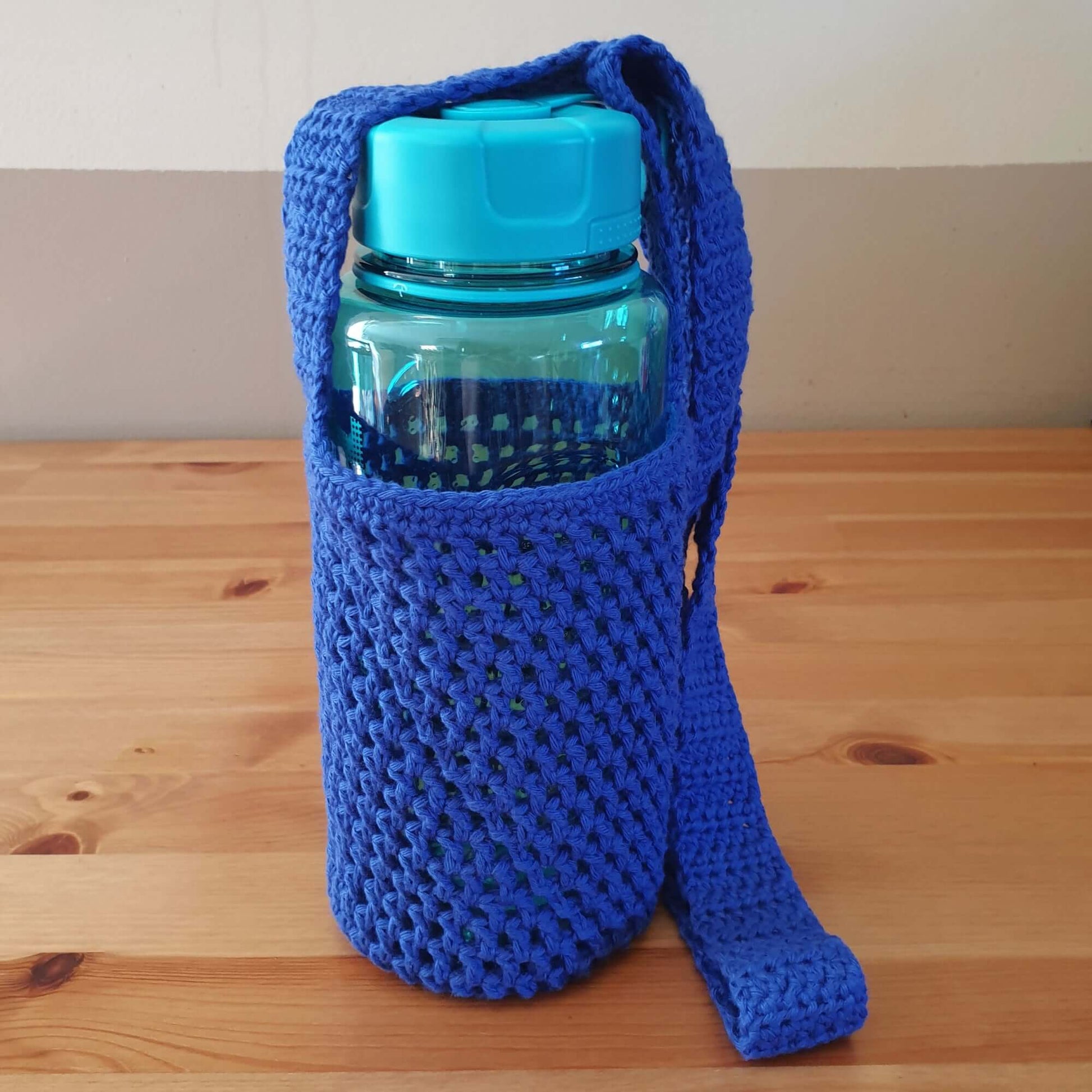 Bottle Holder with Crossbody Strap - www.crochethookcottage.com