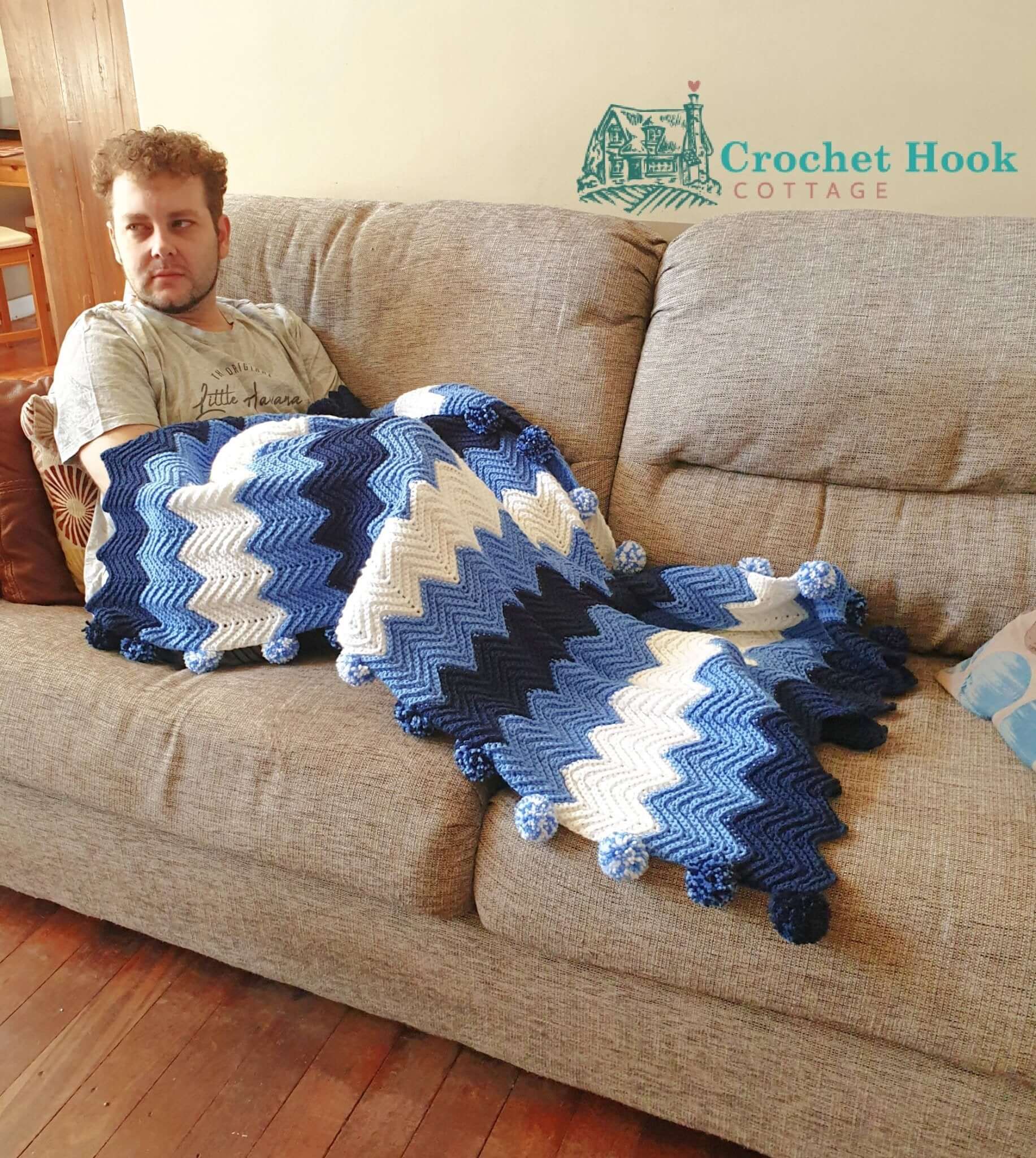 Chevron Striped Afghan - www.crochethookcottage.com