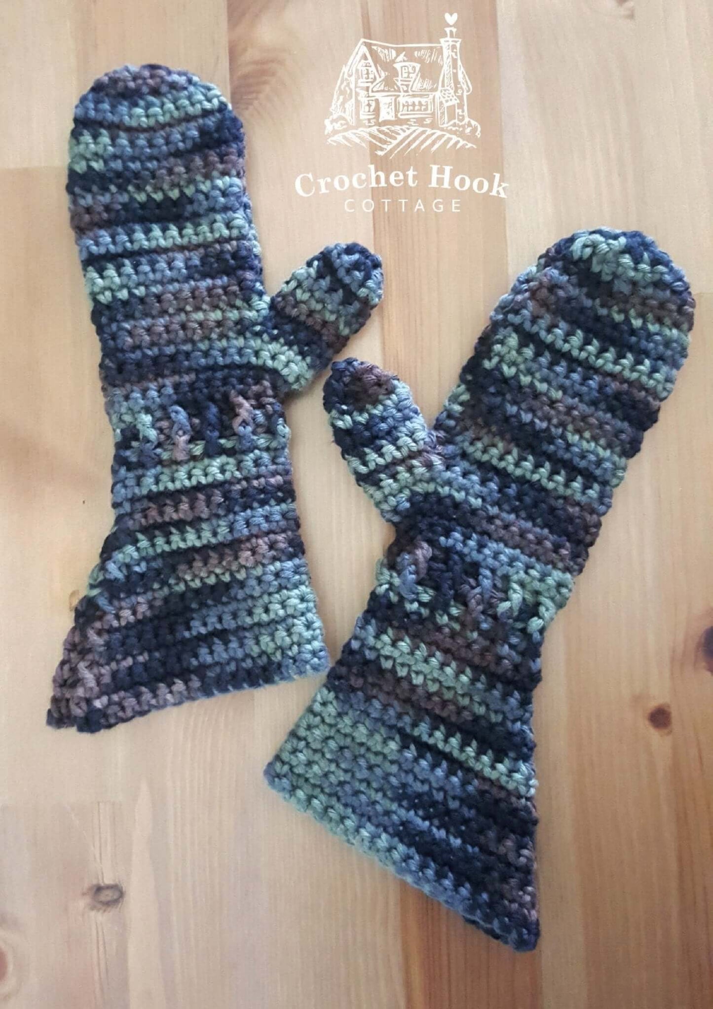 Children's Gauntlet Mittens - www.crochethookcottage.com