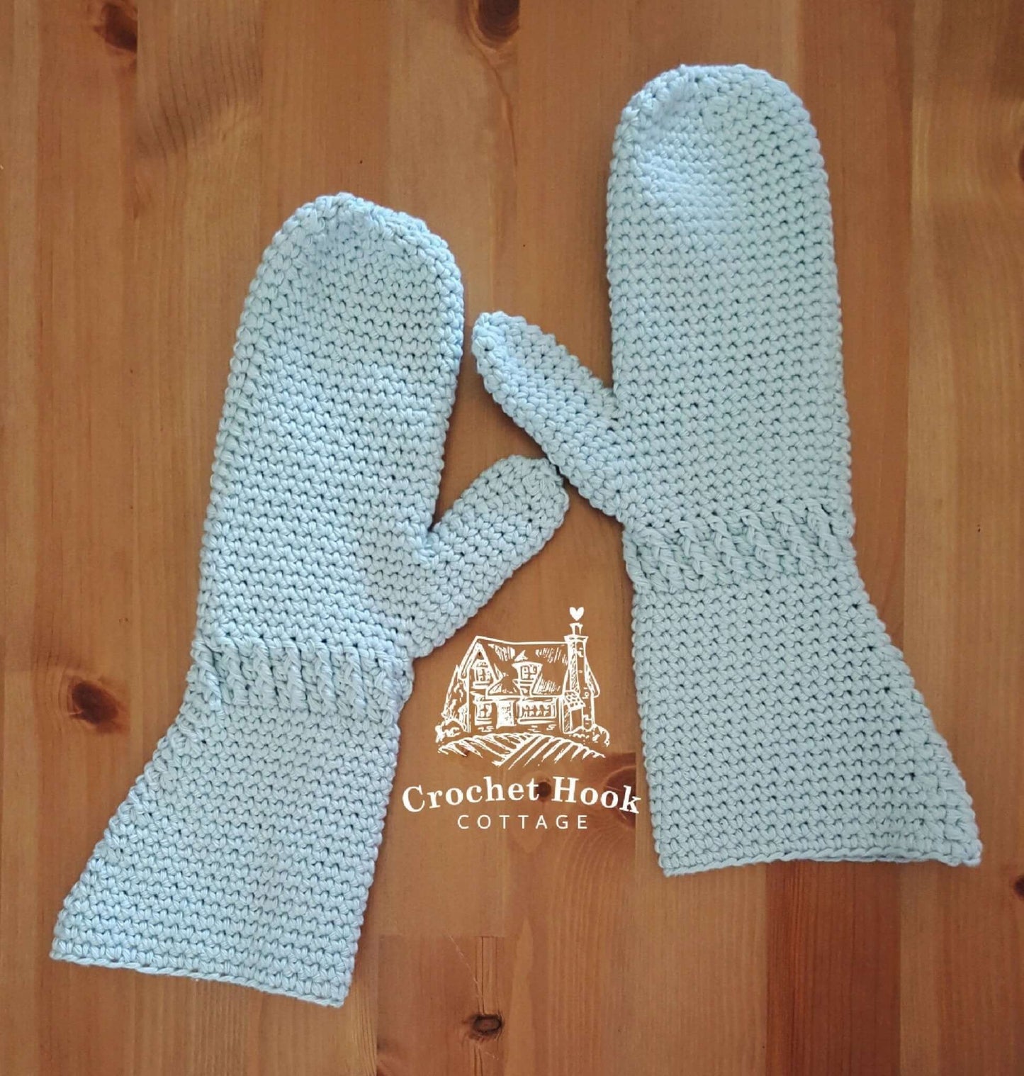 Children's Gauntlet Mittens - www.crochethookcottage.com