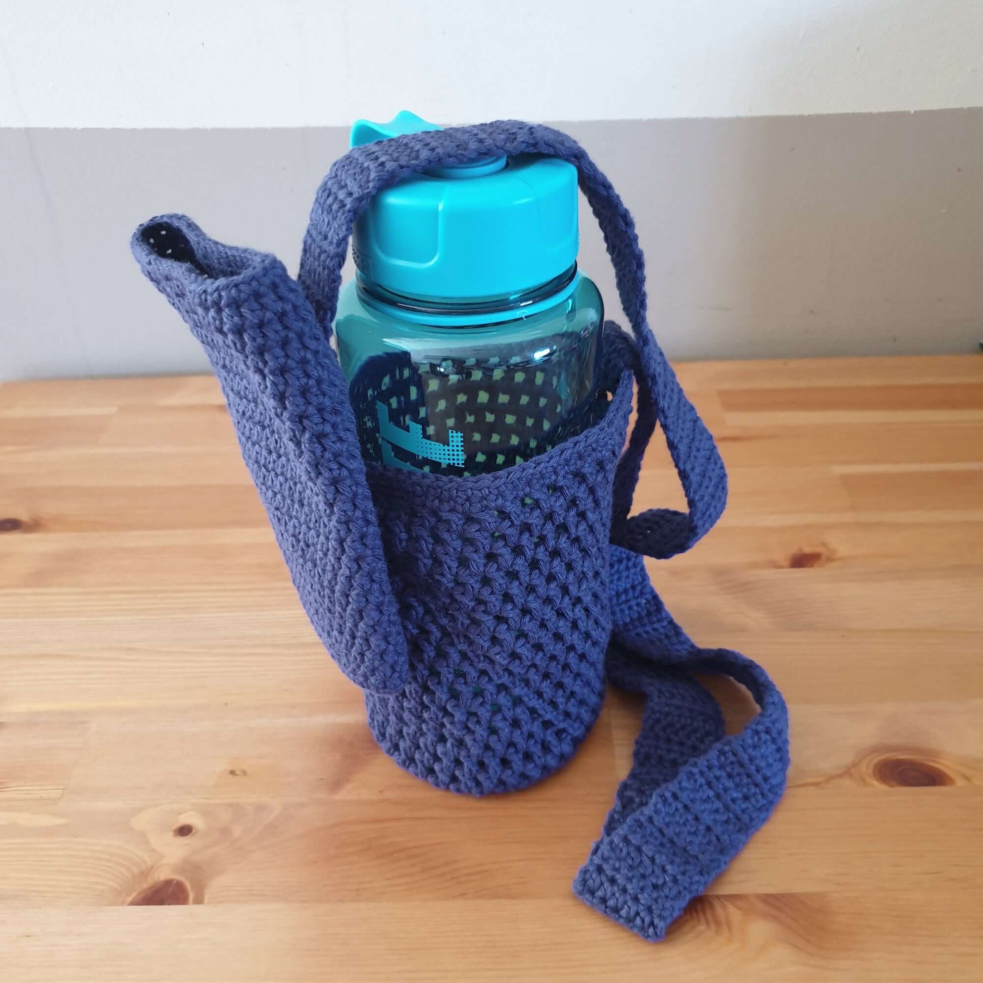 Crossbody Bottle Holder with Phone Pouch - www.crochethookcottage.com