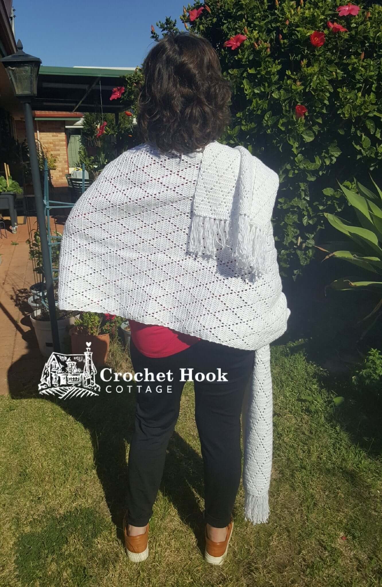 Diamonds Long Pocket Cocoon Cardigan - www.crochethookcottage.com