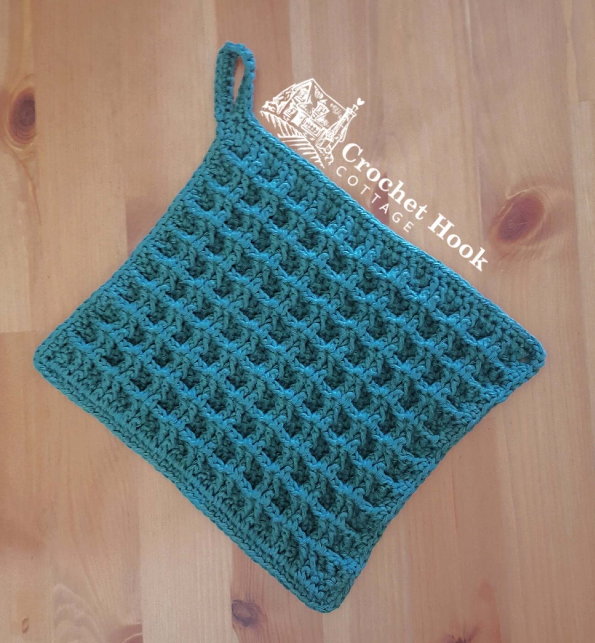 Green Basketweave Potholder - www.crochethookcottage.com