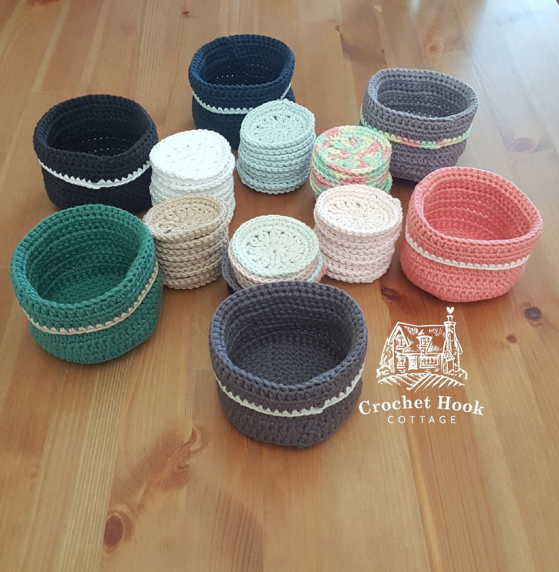 Reusable Face Scrubbies & Basket Set - www.crochethookcottage.com