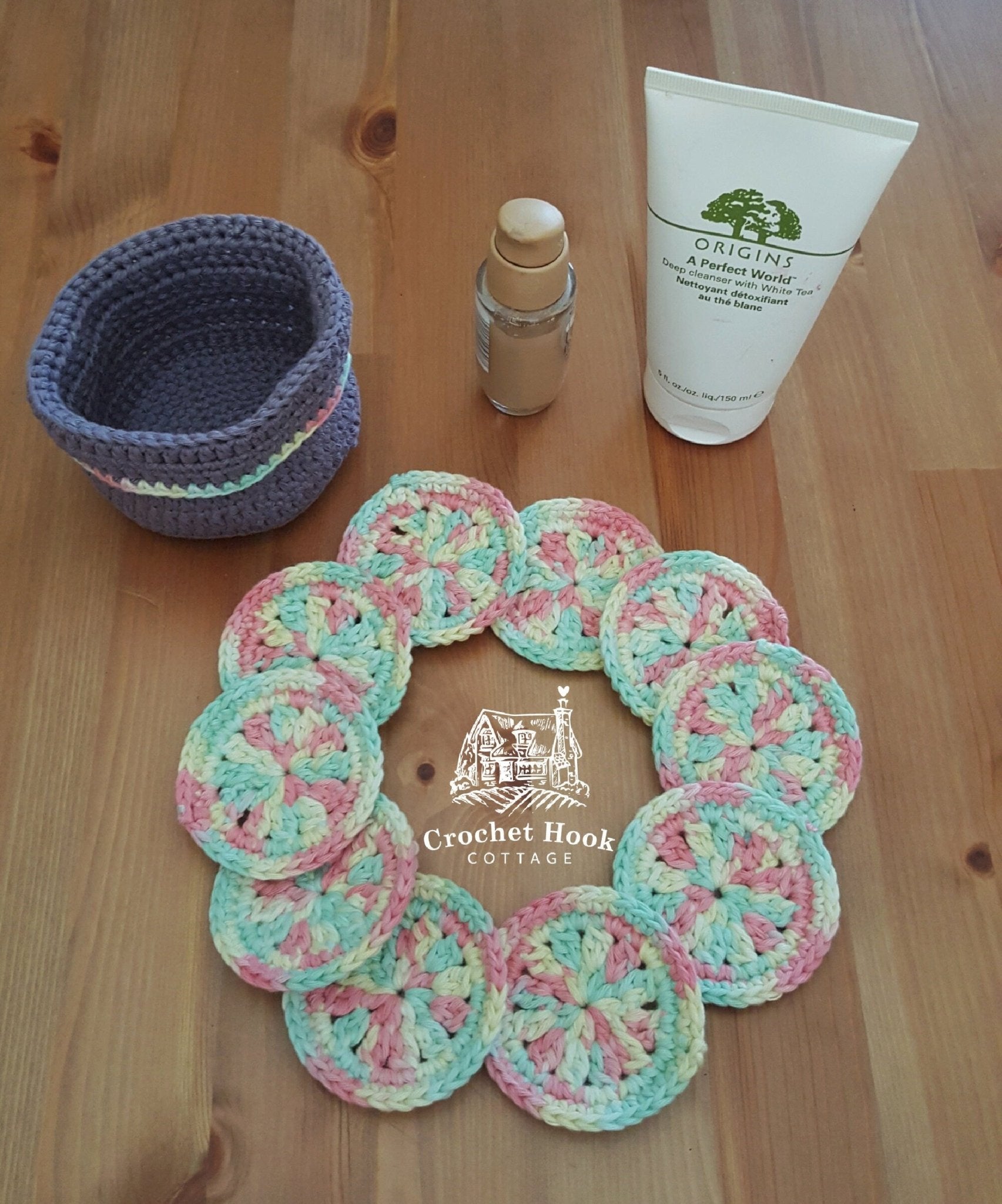 Reusable Face Scrubbies & Basket Set - www.crochethookcottage.com